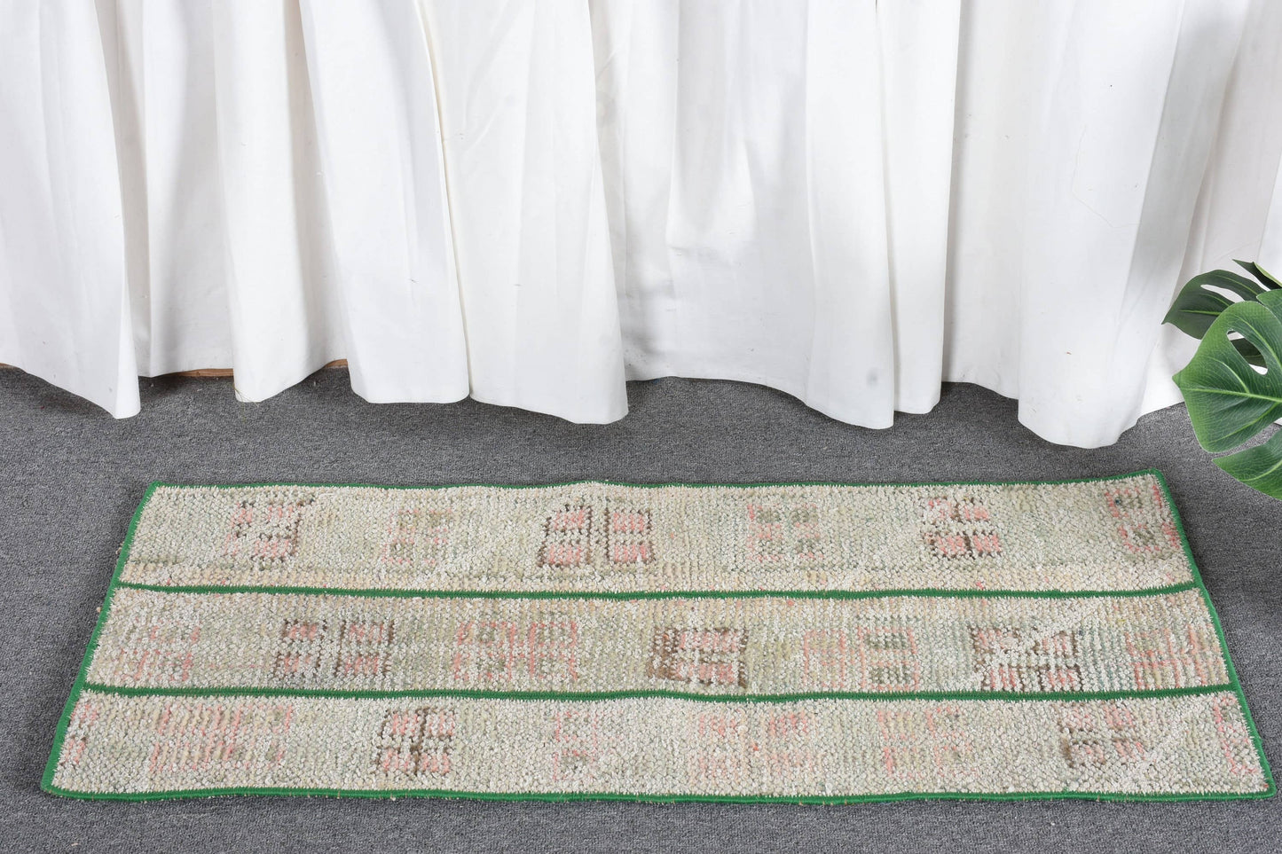 Handmade Beige Geometric Rug, 1.4x3.2 Ft Area Rug